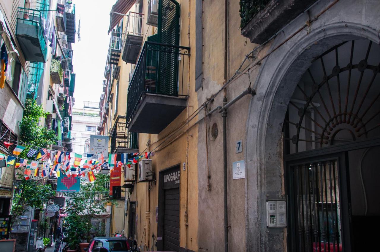 Hotel Real Giardinetto A Toledo à Naples Extérieur photo